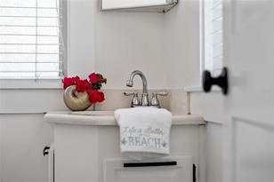 109 12th Ave - Photo 46