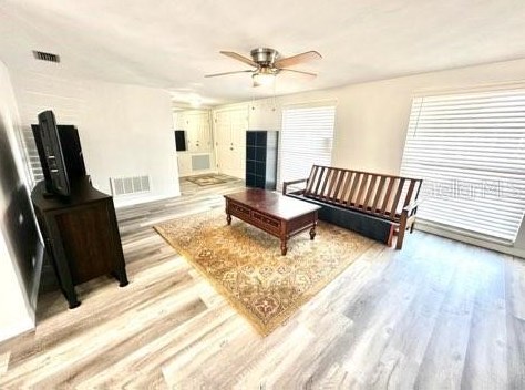 3638 Springfield Dr, Tarpon Springs, FL 34691-1235