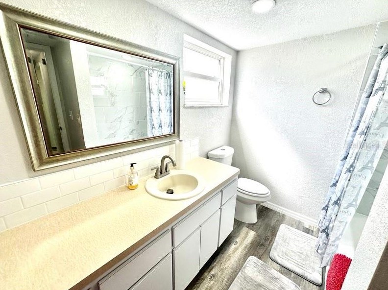 3638 Springfield Dr, Tarpon Springs FL  34691-1235 exterior