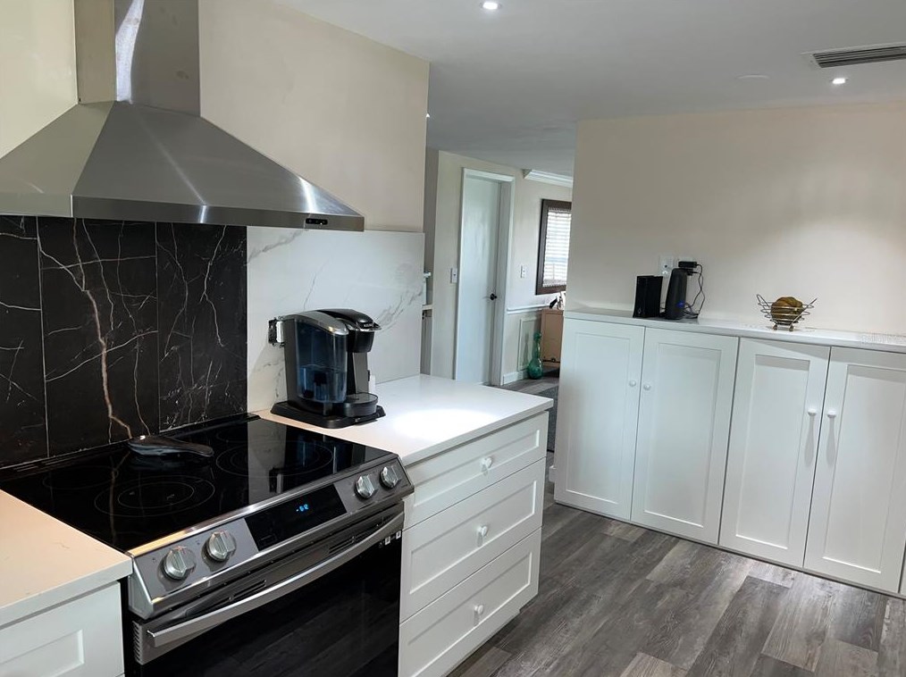 3918 Sail Dr, New Port Richey FL 34652-5751 exterior