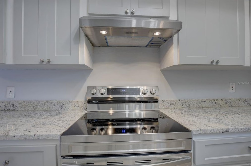 2688 60th Ave, Saint Petersburg FL  33712-5222 exterior