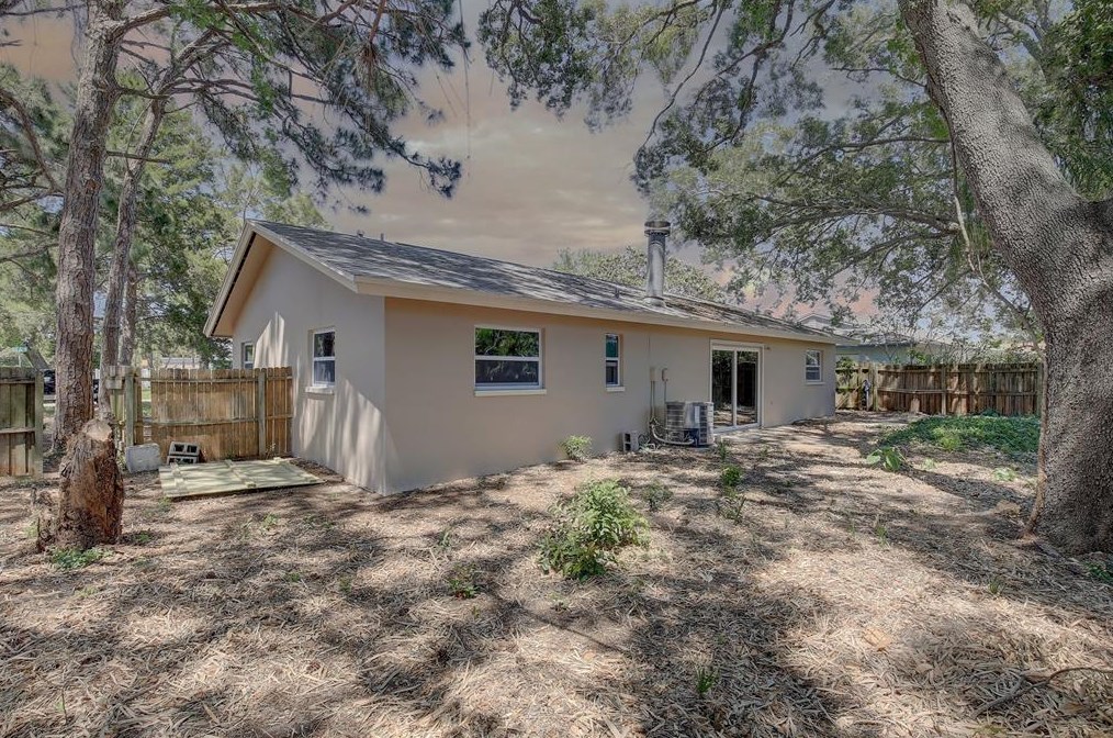 2688 60th Ave, Saint Petersburg FL  33712-5222 exterior