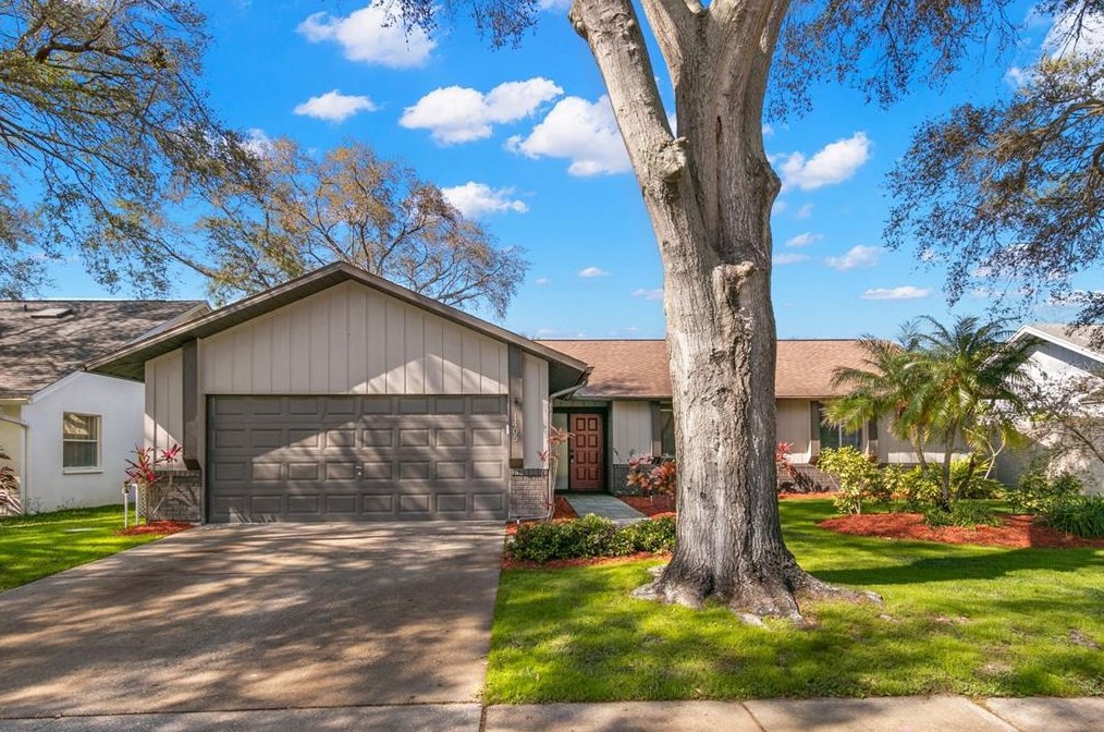 1405 Stonehenge Way, Palm Harbor, FL 34683