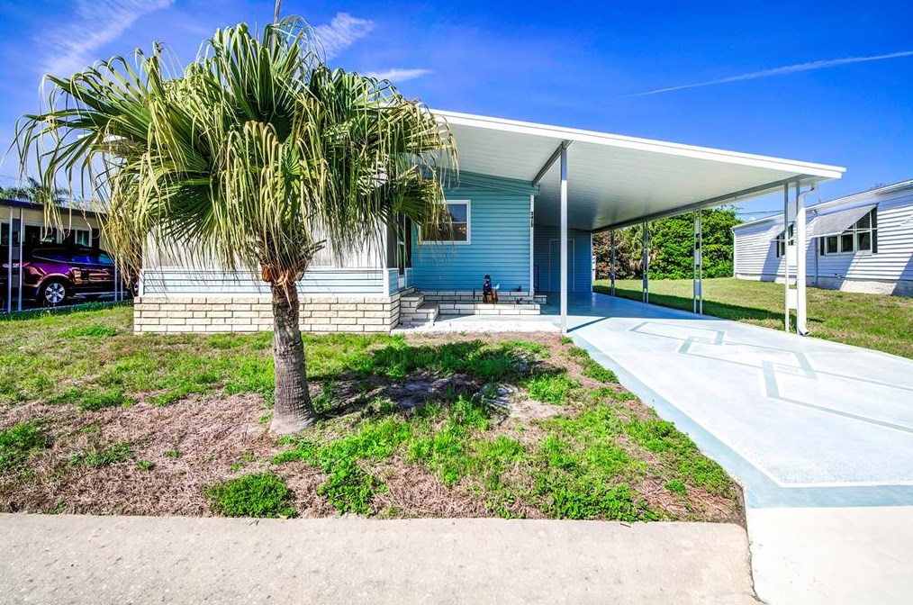 3415 Chatford Dr, Tarpon Springs, FL 34690-1920