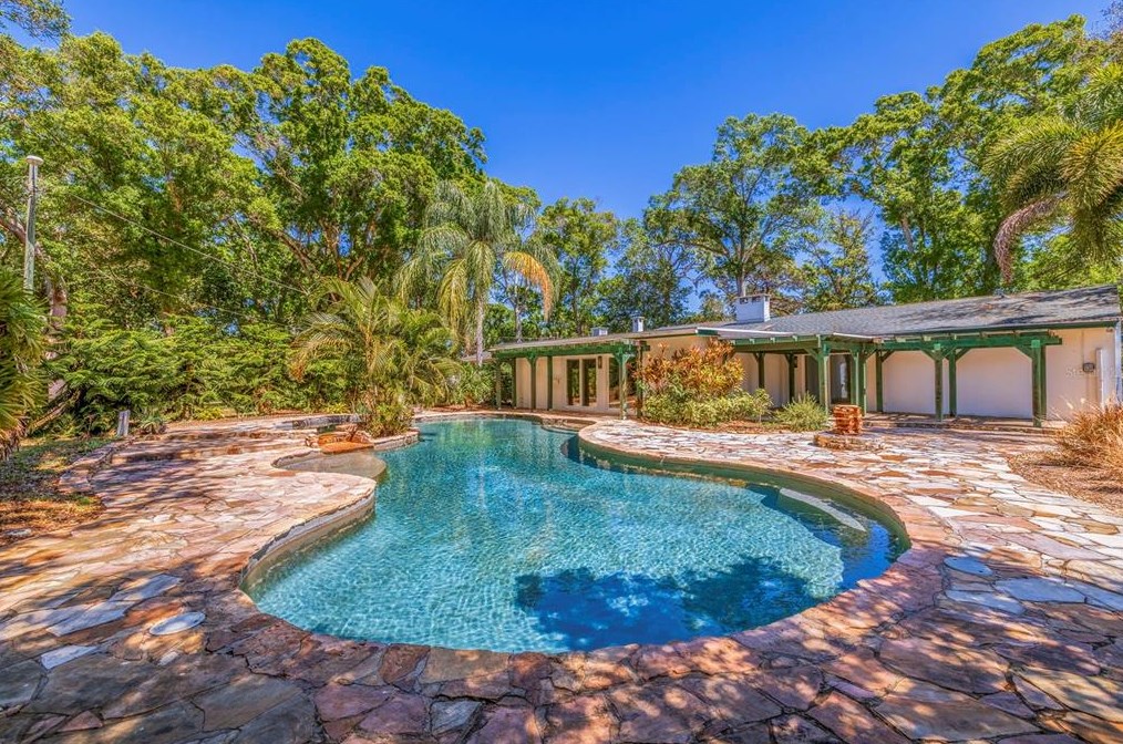 1800 Juarez Way, Saint Petersburg, FL 33712-4442