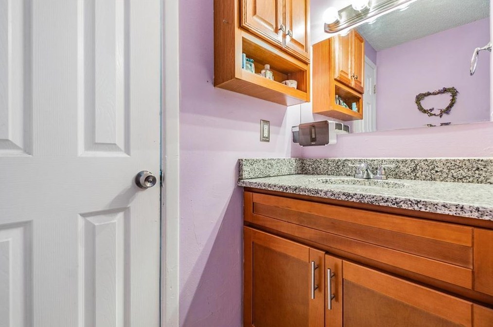 7007 Fairfax Dr, Port Richey FL  34668-5605 exterior