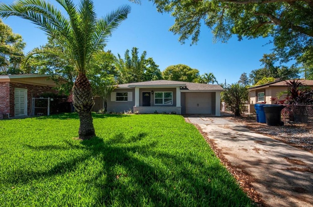 234 68th St, Saint Petersburg, FL 33710-7610
