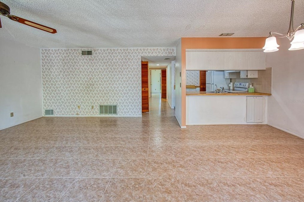 13250 Ridge Rd #6a4, Largo, FL 33778