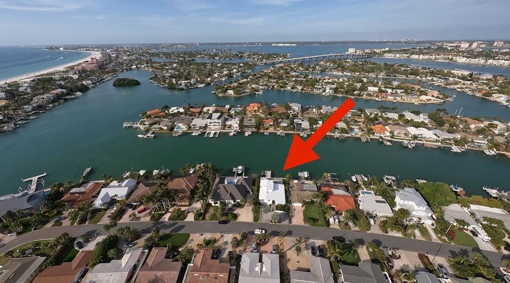 241 N Tessier Dr, Saint Petersburg, FL 33706
