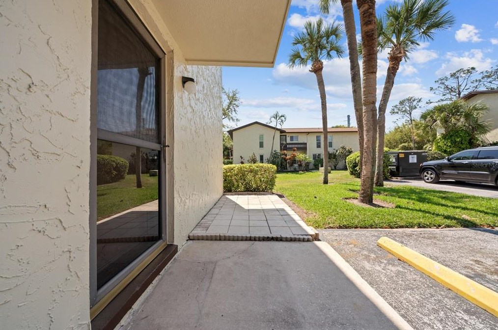 501 E Bay Dr #801, Largo, FL 33770