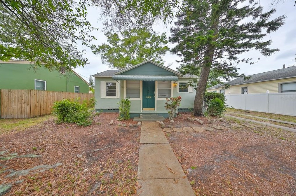 319 37th St S, Saint Petersburg, FL 33711