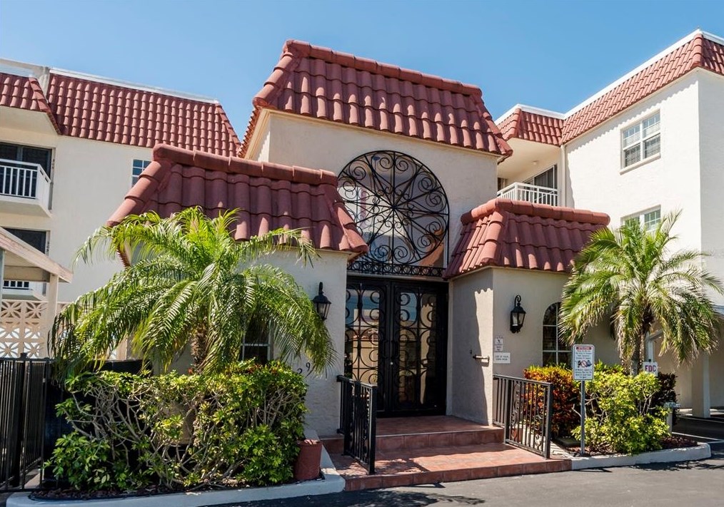 2900 Gulf Blvd #301, Belleair Beach, FL 33786