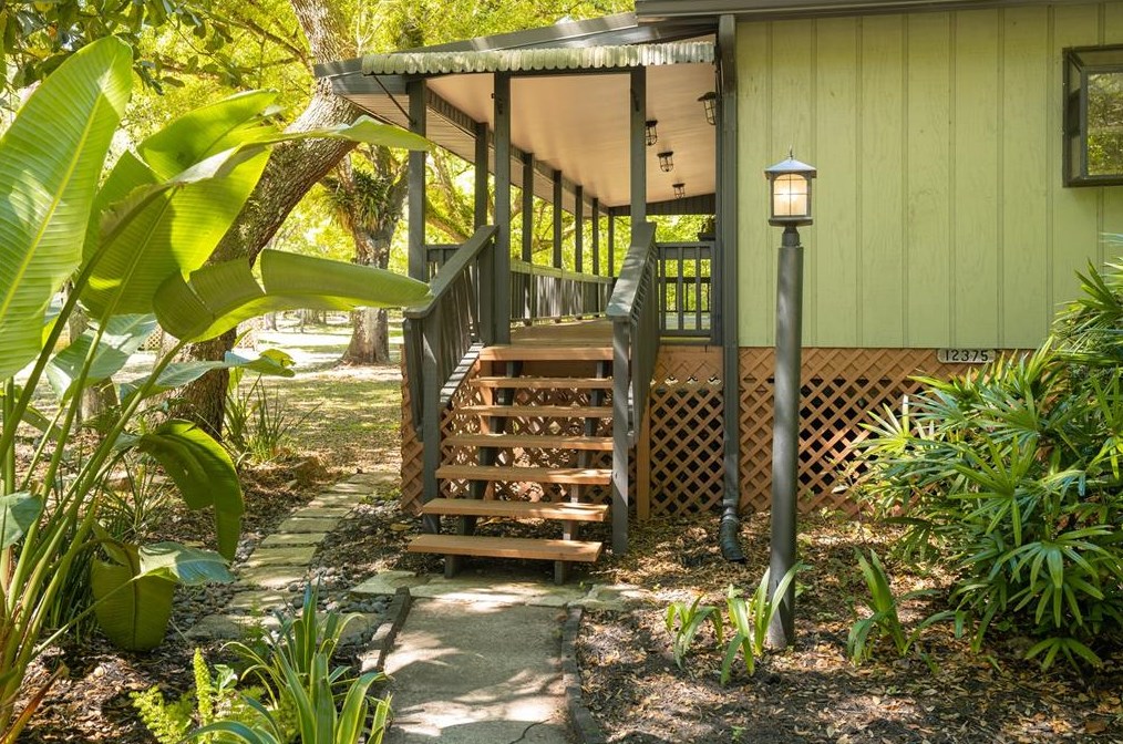 12375 Walton Dr, Floral City FL  34436-2661 exterior