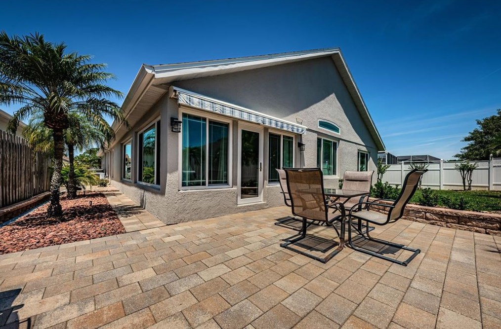 2650 Sierra Vista Way, Tarpon Springs FL  34691-7840 exterior