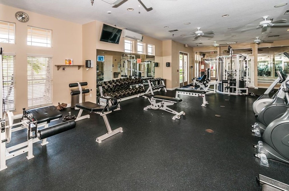 2650 Sierra Vista Way, Tarpon Springs FL  34691-7840 exterior