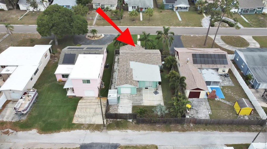 4050 31st Ave, Saint Petersburg FL  33713-2218 exterior
