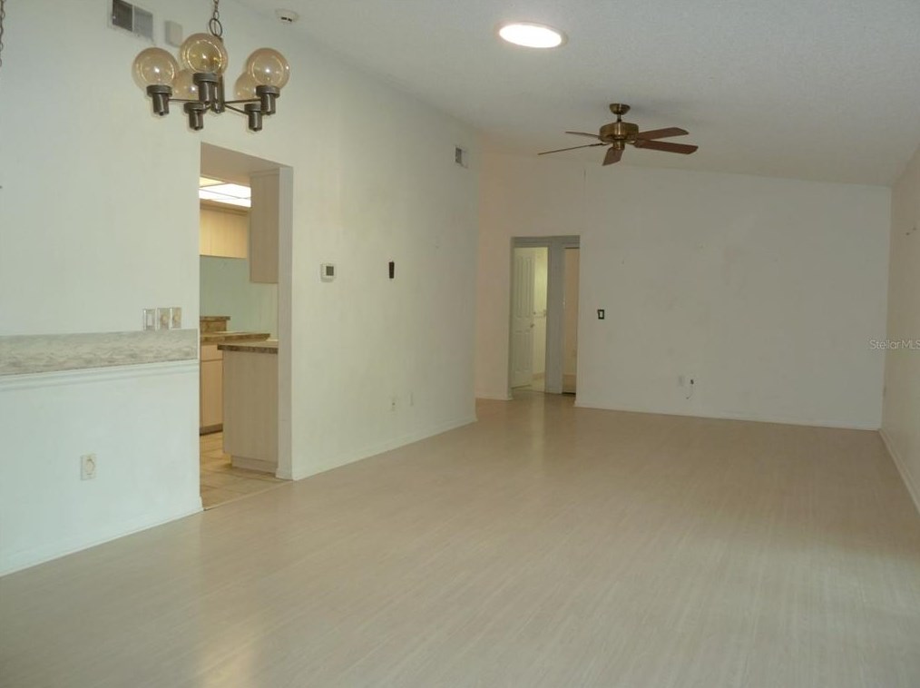 2076 Ridgecrest Dr, Dunedin FL  34698-6539 exterior