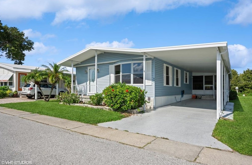 437 Sail Fish Blvd, Oldsmar, FL 34677