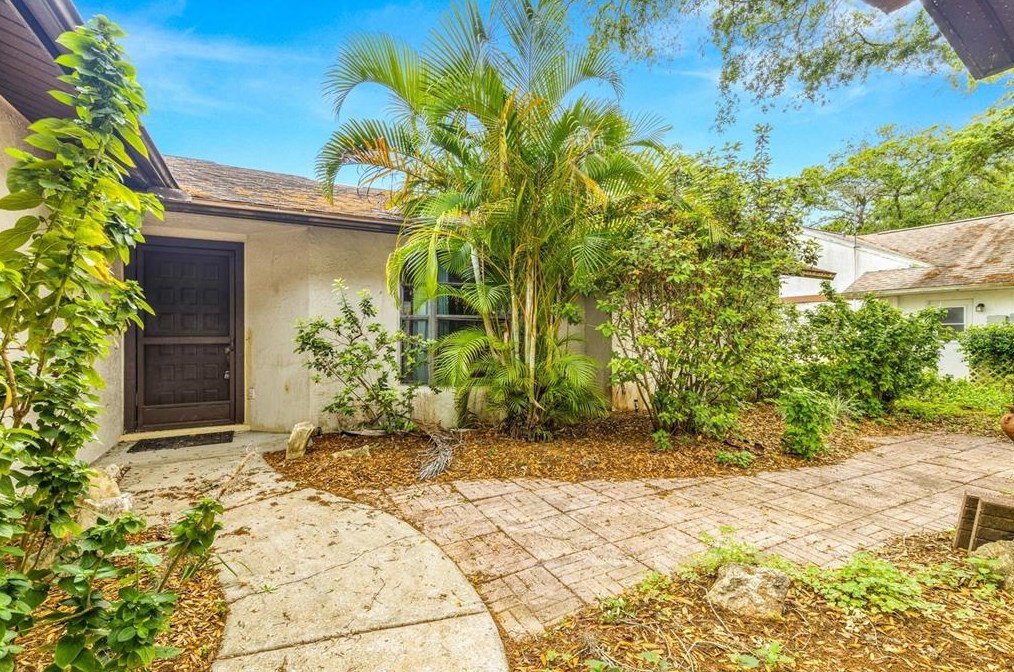 8629 White Springs Dr, New Port Richey, FL 34655-2913