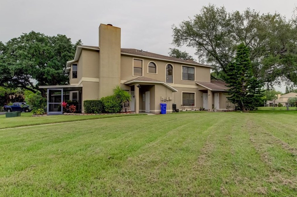 25 Emerald Bay Dr, Oldsmar, FL 34677