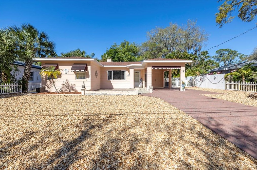 3025 51st St S, Saint Petersburg, FL 33707