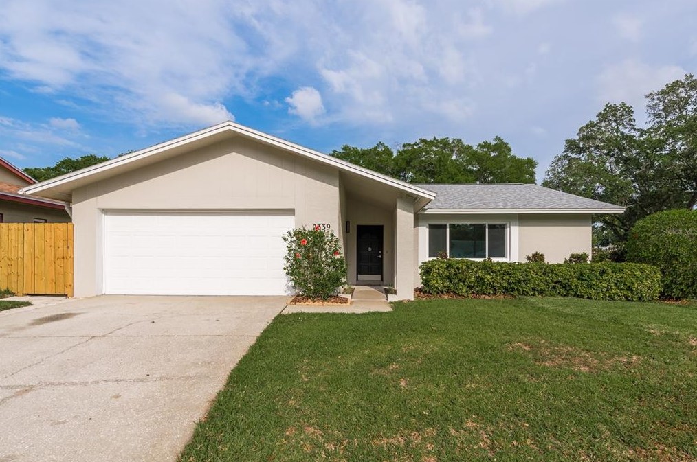 2339 Orangeside Rd, Palm Harbor, FL 34683