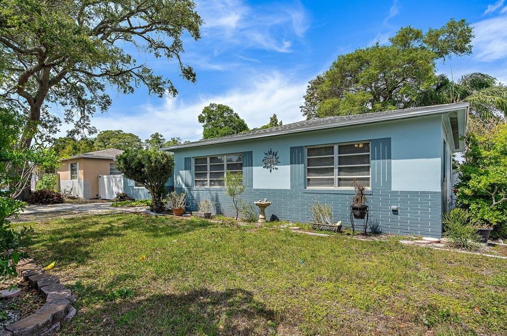 4619 11th Ave, Saint Petersburg, FL 33711-2303