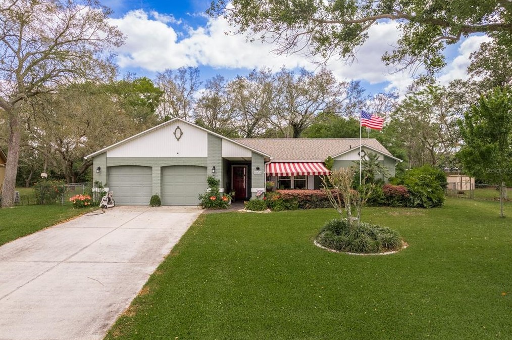 8039 Wooden Dr, Brooksville, FL 34606-6802
