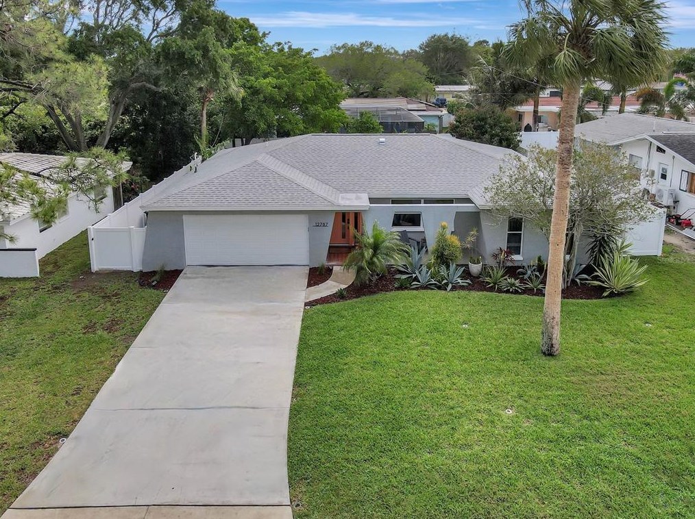12787 139th St, Largo, FL 33774