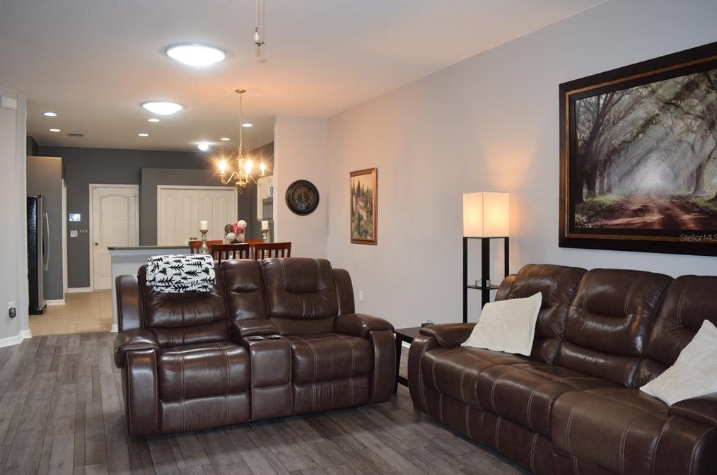 31836 Turkeyhill Dr, Zephyrhills FL  33543-7659 exterior