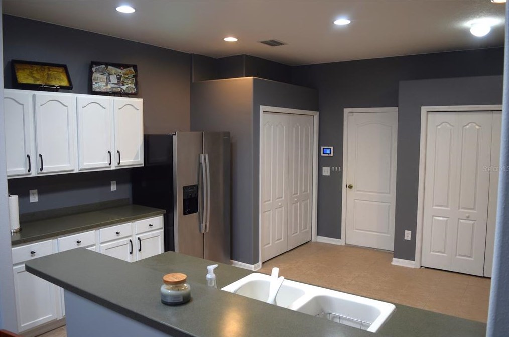 31836 Turkeyhill Dr, Zephyrhills FL  33543-7659 exterior