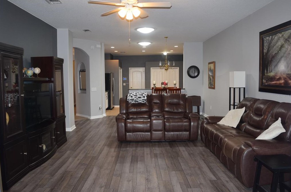 31836 Turkeyhill Dr, Zephyrhills FL  33543-7659 exterior