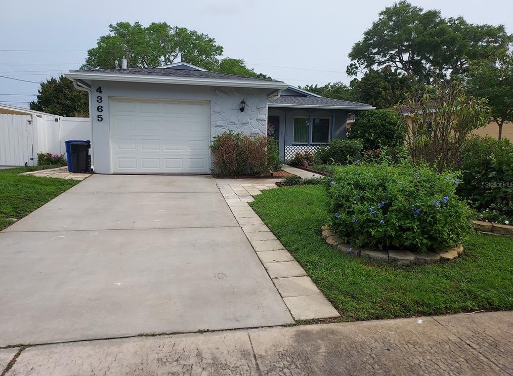 4365 66th Ave N, Pinellas Park, FL 33781