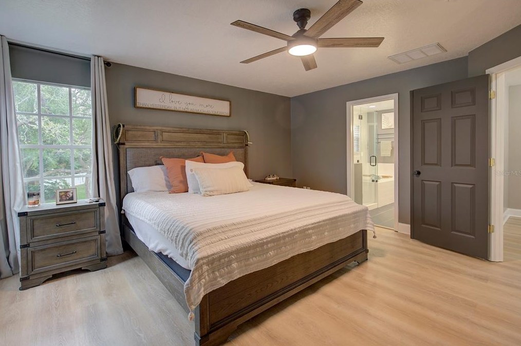 8033 Moonlight Ln, New Port Richey FL  34654-5433 exterior