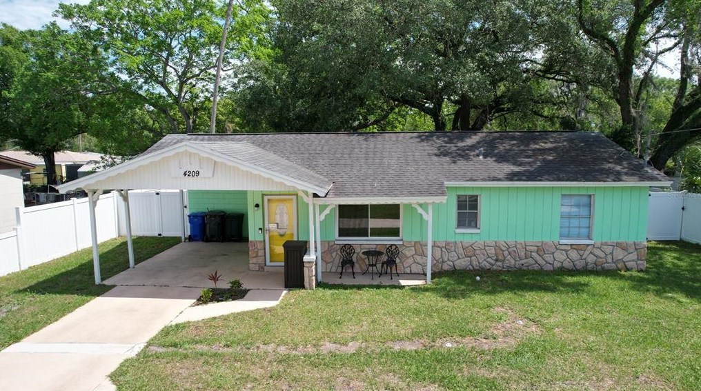 4209 Orient Rd, Tampa FL 33610-7224 exterior