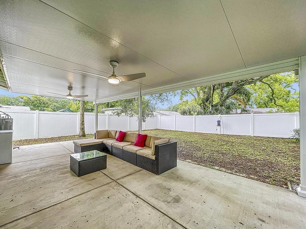 4209 Orient Rd, Tampa FL 33610-7224 exterior