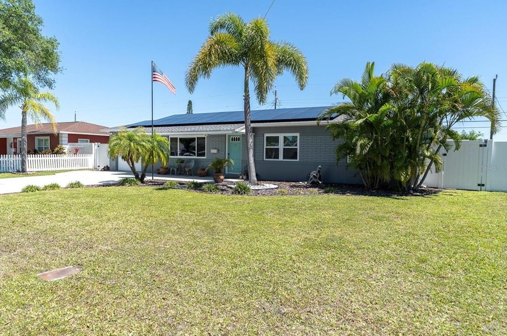 6395 17th Ln N, Saint Petersburg, FL 33702