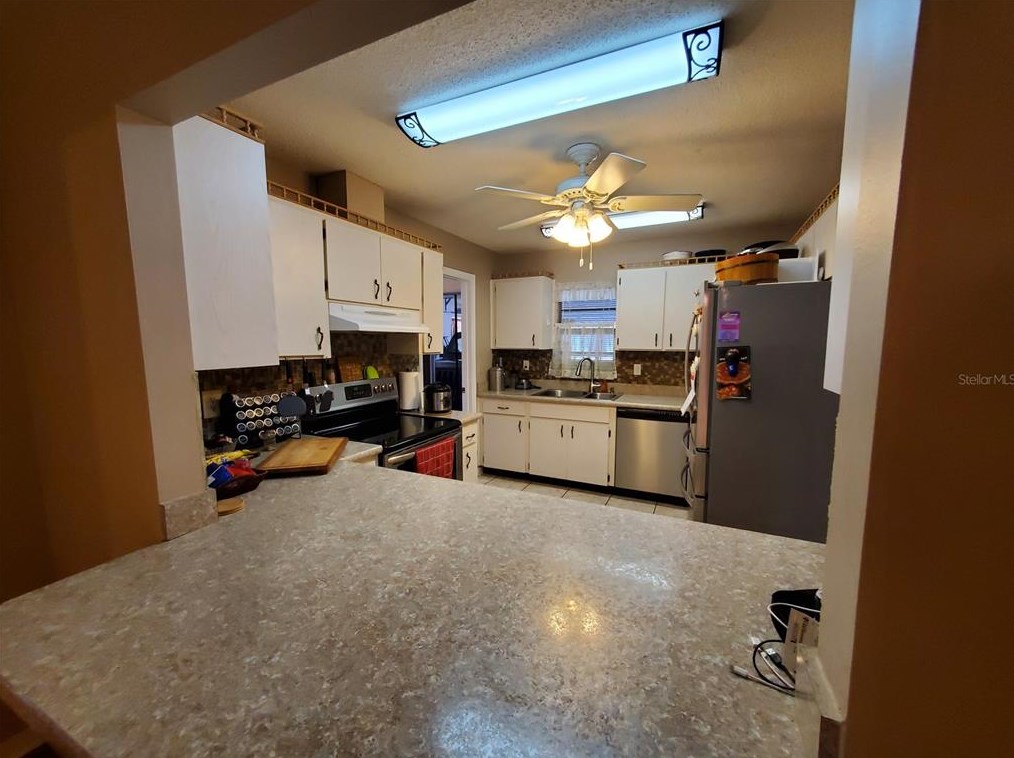 312 Stroll Ln, Ruskin FL  33573-6234 exterior