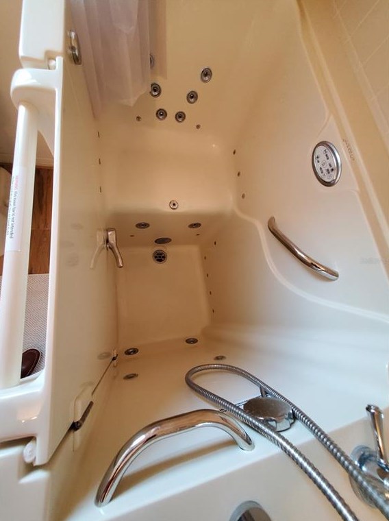 312 Stroll Ln, Ruskin FL  33573-6234 exterior