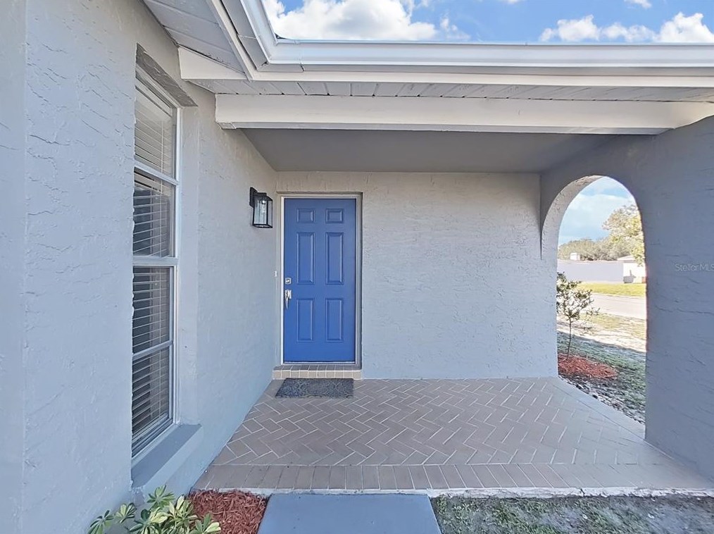 9816 Morehead Ln, Port Richey, FL 34668-4234