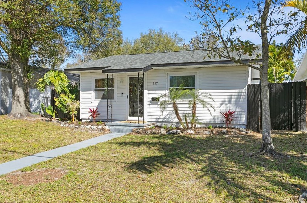 157 Lincoln Cir, Saint Petersburg, FL 33702-6746
