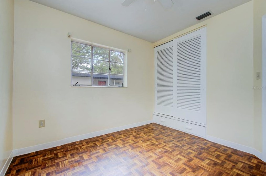 10514 52nd Ave, Saint Petersburg FL  33708-3312 exterior