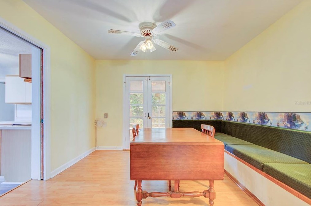 10514 52nd Ave, Saint Petersburg FL  33708-3312 exterior