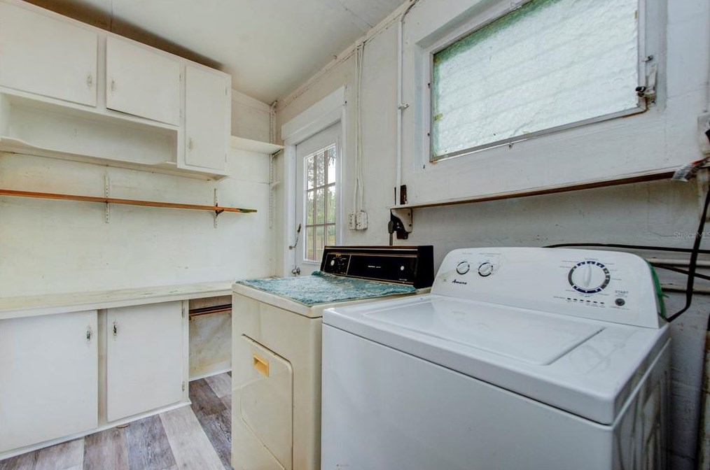 10514 52nd Ave, Saint Petersburg FL  33708-3312 exterior