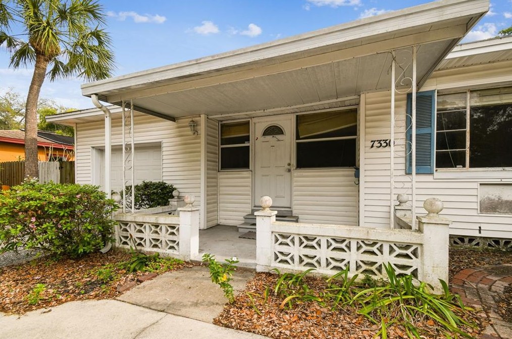 7330 5th Ave, Saint Petersburg, FL 33707-1115