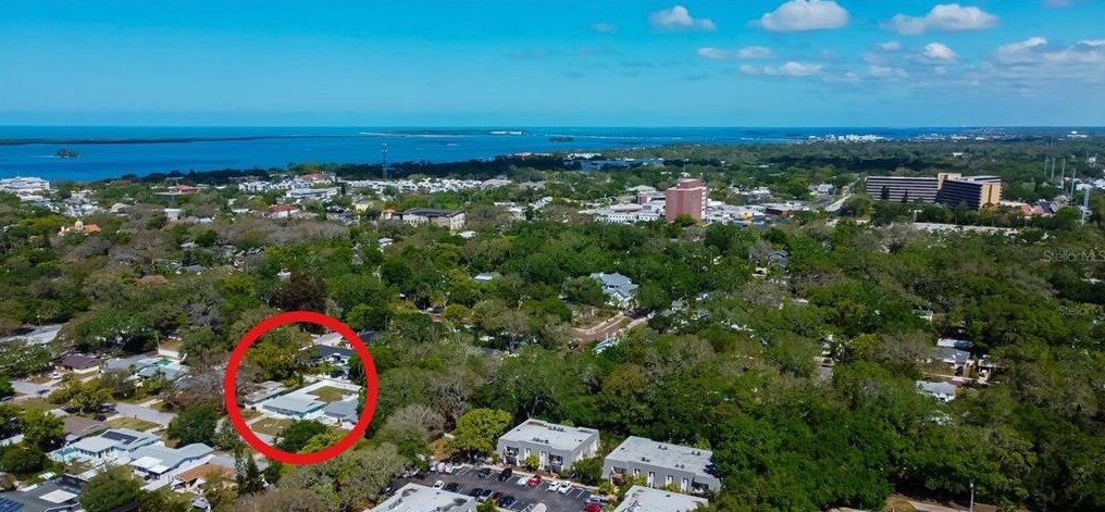 640 Magnolia St, Dunedin, FL 34698