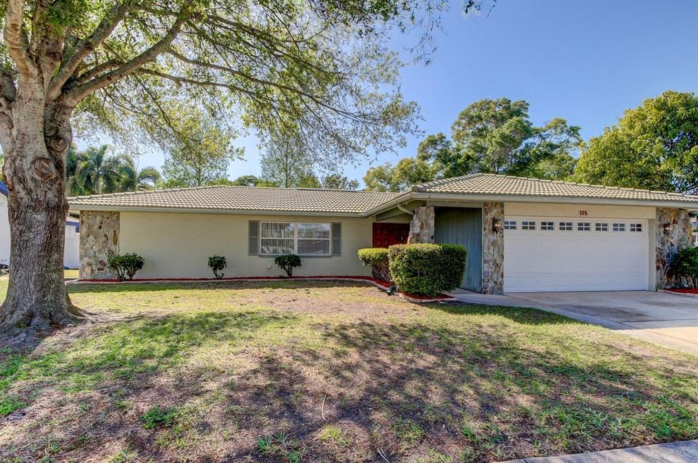 175 Osprey Ln, Palm Harbor, FL 34683