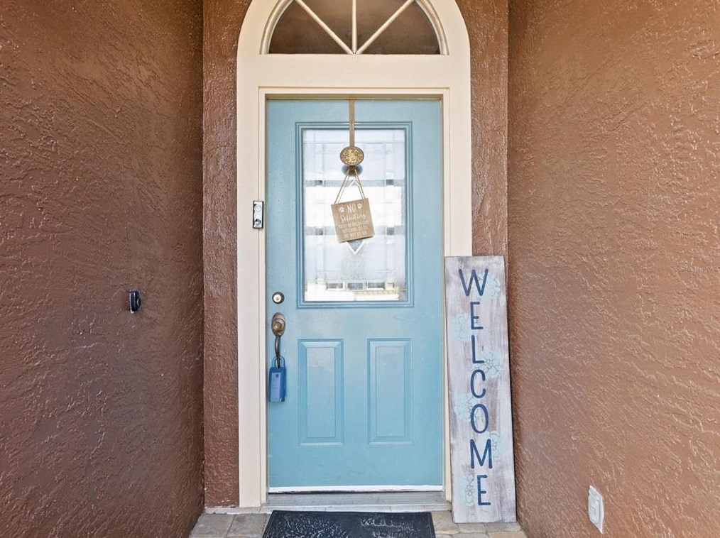 1409 Sunset Rd, Tarpon Springs FL  34689-2728 exterior