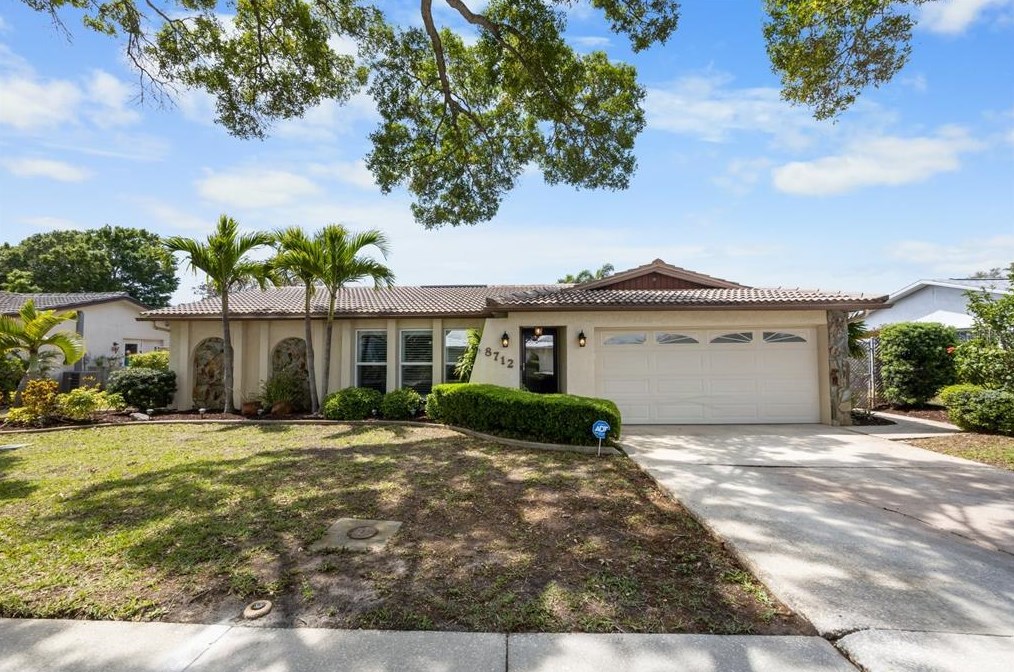 8712 Matthew St, Largo, FL 33772-3411