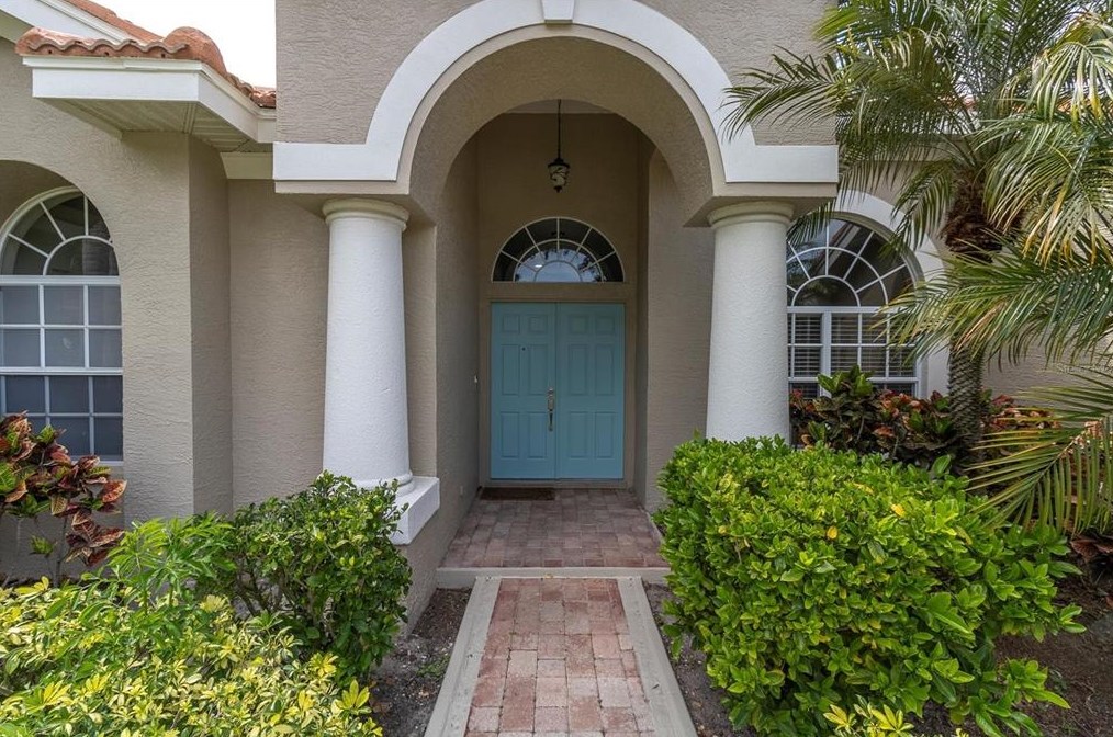 748 Sunflower Dr, Palm Harbor, FL 34683
